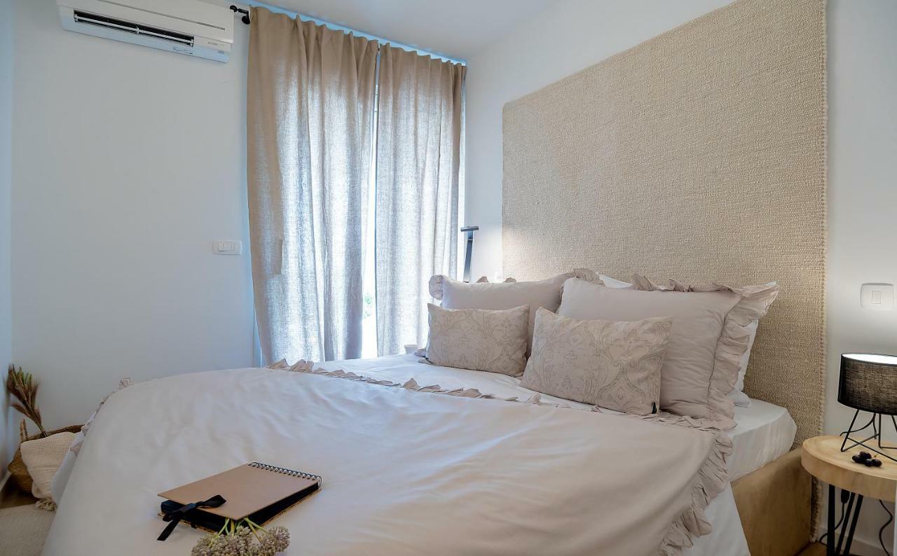 The Pleasurist - Apartment With Private Heated Pool And Terrace Split Exterior photo