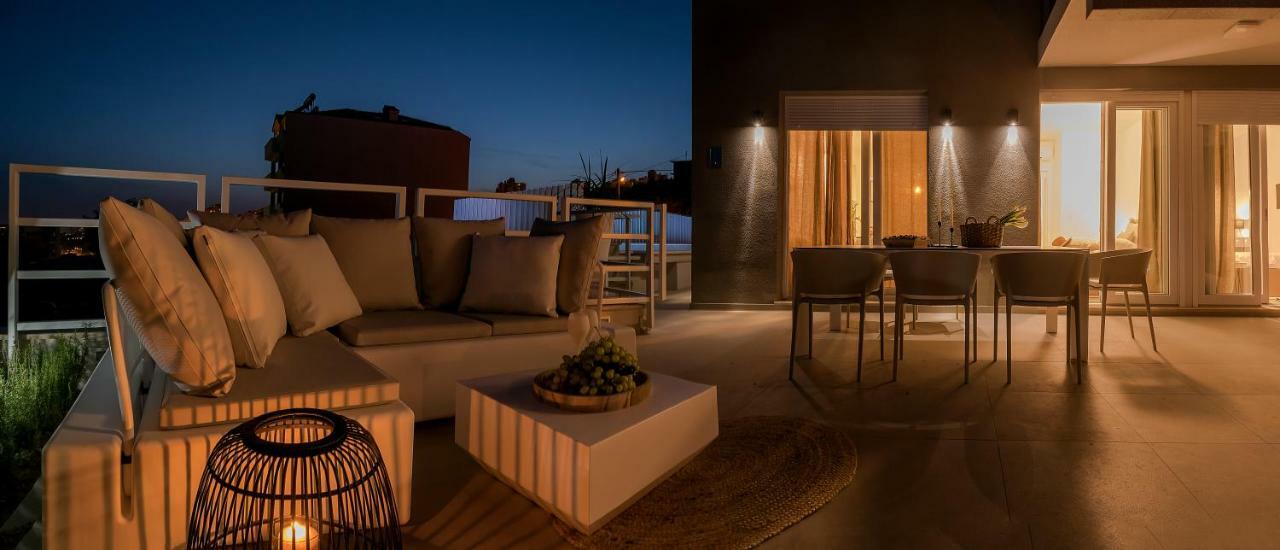 The Pleasurist - Apartment With Private Heated Pool And Terrace Split Exterior photo